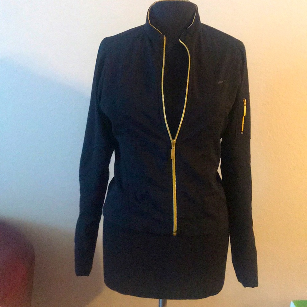 Nike black fitted sport jacket Size Small